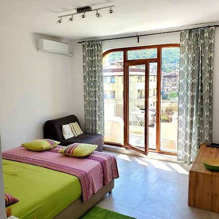 Obzor Tatyana Apartaments Natura Εξωτερικό φωτογραφία